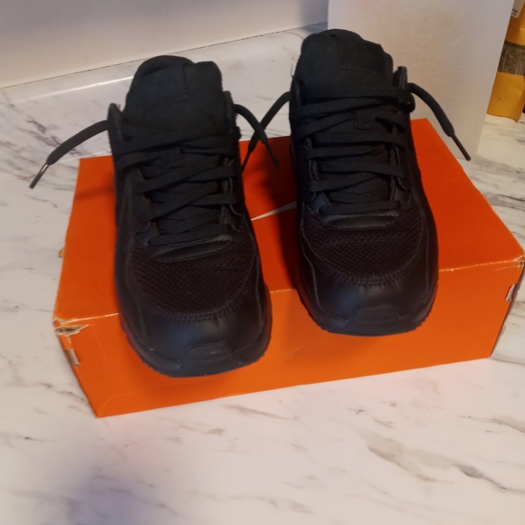 Nike air max black size 6 - Picture 1 of 7